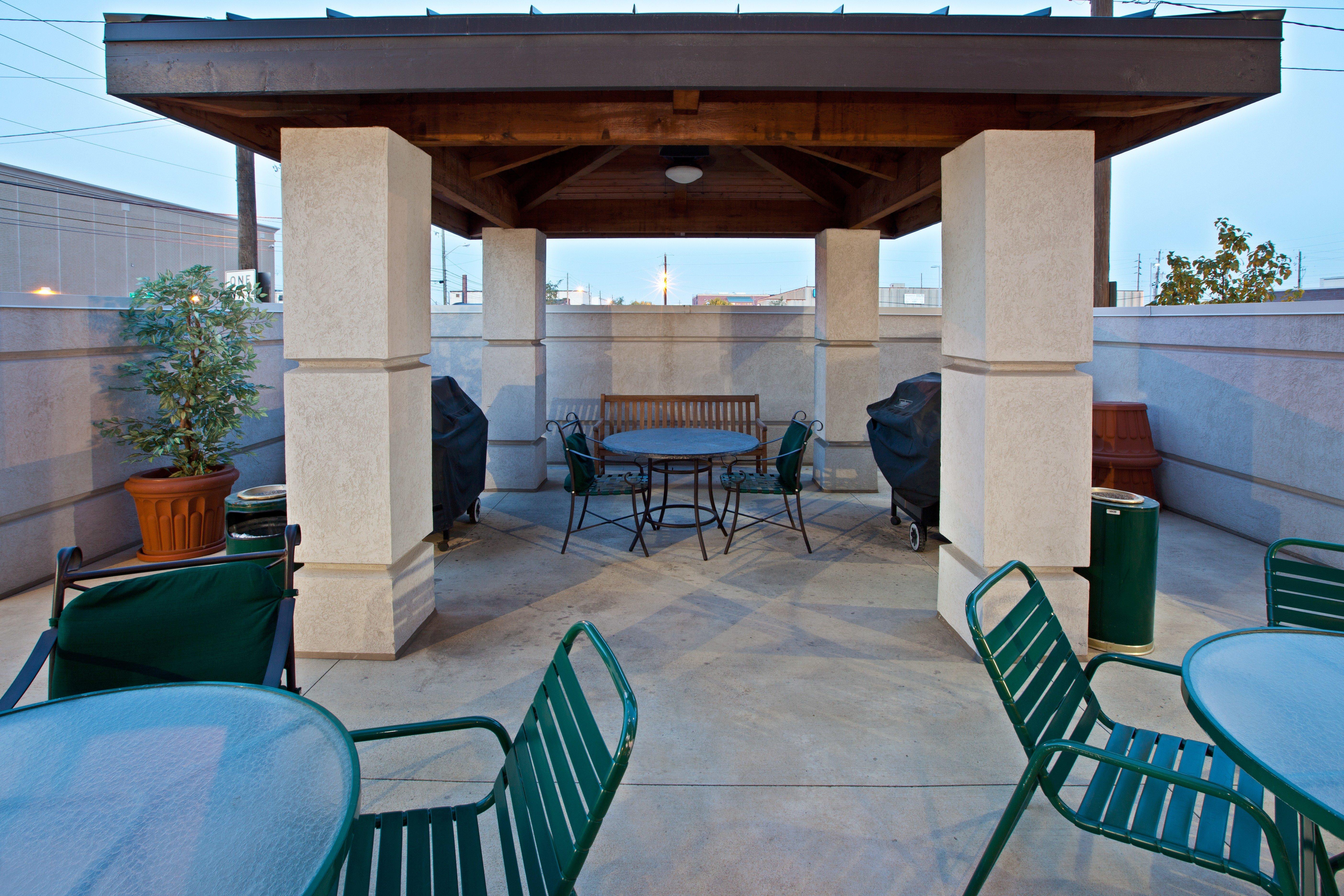 Staybridge Suites Indianapolis Downtown-Convention Center By Ihg Bagian luar foto